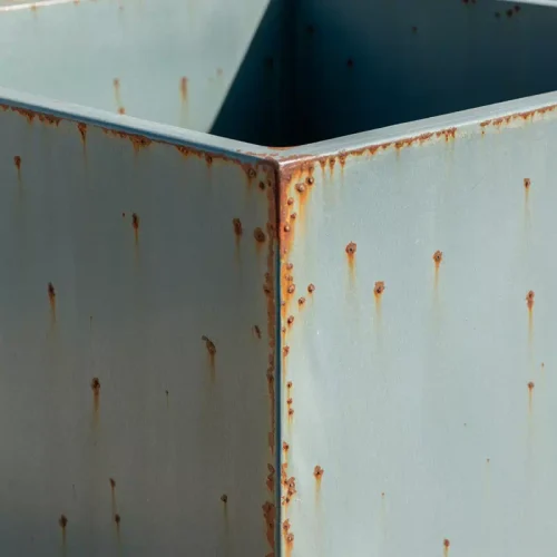 Bac acier fer rouillé